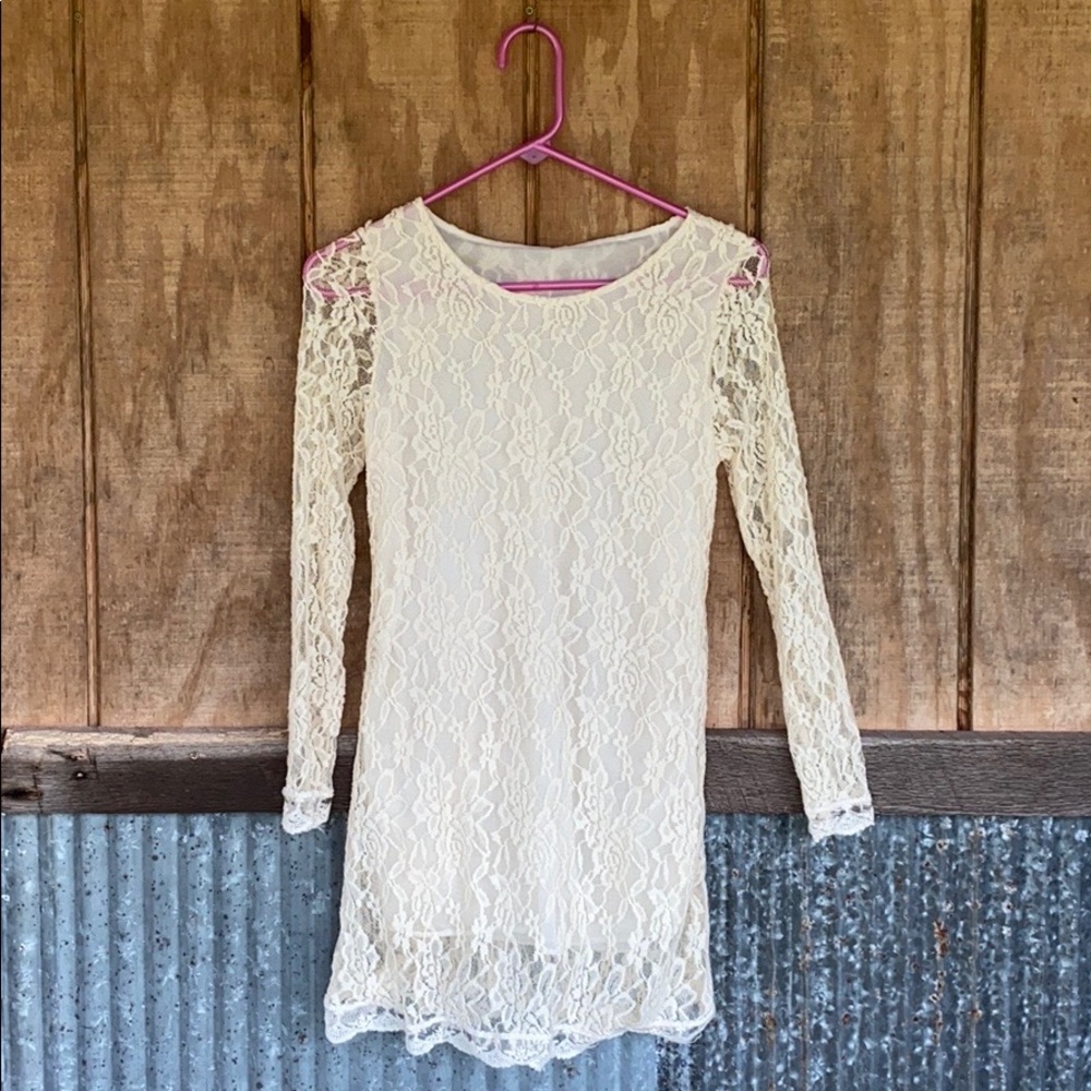 beautiful lace dress